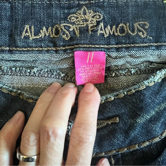 Women’s Almost Famous distressed denim jeans; Size 11 - Picture 3 of 9